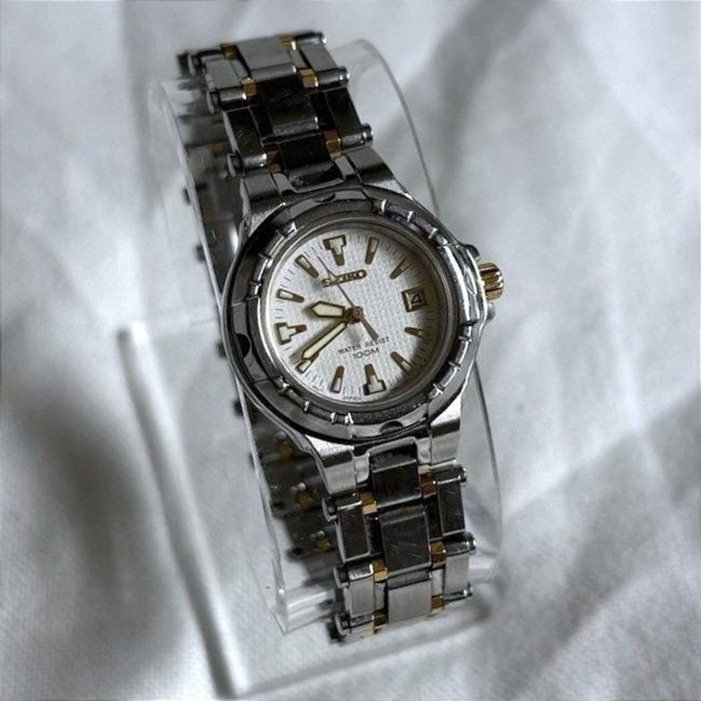 Vtg Seiko Two Tone Sapphire Crystal Gold Women Watch 26mm Steel Bracelet Japan